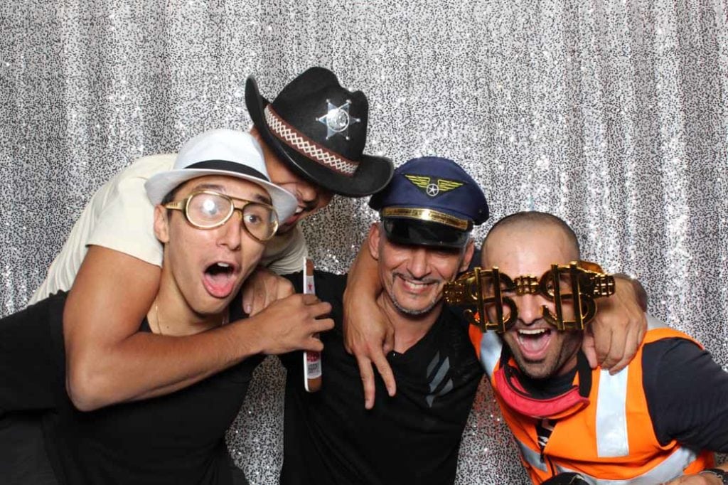 photo booth to hire for wedding